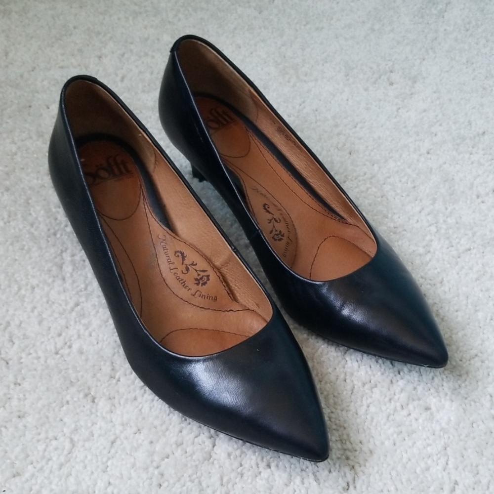 SOFFT since 1927 Black Leather Pointed Heels